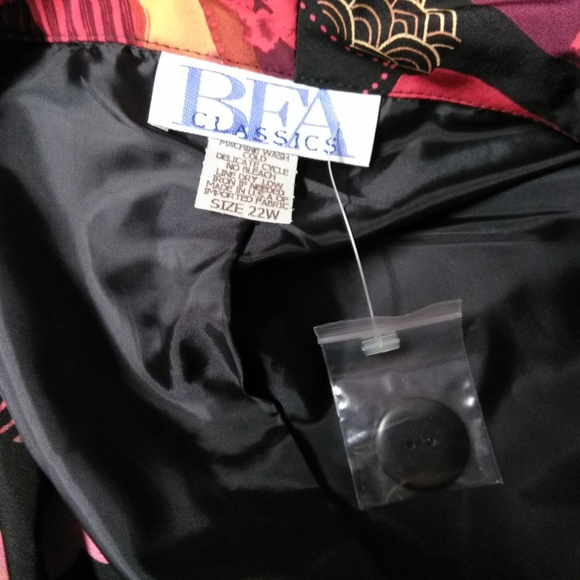 BFA Classics Floral Blazer - Picture 2 of 5